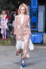 ミキオサカベ 2017年春夏コレクション - 混じり合うはずのない時代の交差｜写真83