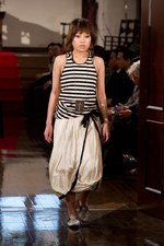 女性らしさを、取り外し可能なレースに込めて - Nocturne ＃22 In C Sharp Minor, Op. Posth. 2012年春夏コレクション｜写真9