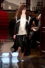 女性らしさを、取り外し可能なレースに込めて - Nocturne ＃22 In C Sharp Minor, Op. Posth. 2012年春夏コレクション｜写真26