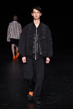 ネーム 2017年春夏コレクション - ノスタルジーに色彩を乗せて、自由な若者の柔らかな着こなし｜写真6