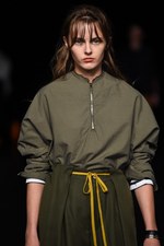 ネーム 2017年春夏コレクション - ノスタルジーに色彩を乗せて、自由な若者の柔らかな着こなし｜写真55