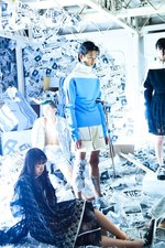 バルムング 2017年春夏コレクション - 混濁した‟灰色”の世界に現れる現代の遊び場｜写真62