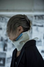 バルムング 2017年春夏コレクション - 混濁した‟灰色”の世界に現れる現代の遊び場｜写真51