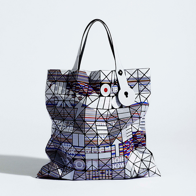 BAO BAO ISSEY MIYAKEの新バッグ「CHORD」ロックな楽譜や