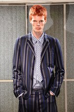 自由なミックス感でつくる夏のストライプスタイル - ZUCCa(ズッカ) 2012年春夏コレクション｜写真6