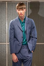 自由なミックス感でつくる夏のストライプスタイル - ZUCCa(ズッカ) 2012年春夏コレクション｜写真18