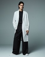 アトウ 2017年春夏コレクション - 歯向いながら、自分らしさを生み出す｜写真3