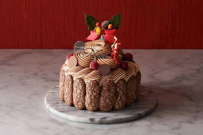 グラッシェルのクリスマス限定アイスケーキ、ツリーをイメージしたピスタチオケーキなど | 写真