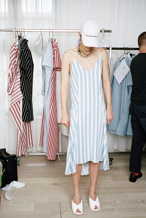 バレンシアガ(BALENCIAGA) 2017年リゾートウィメンズコレクション  - 写真11