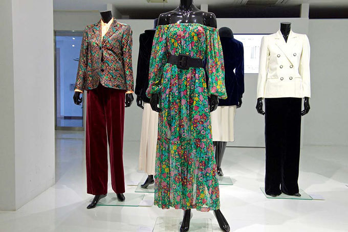 イヴ・サンローランのヴィンテージ×ユナイテッドアローズ、融合型ファッション展を東京・銀座で | 写真