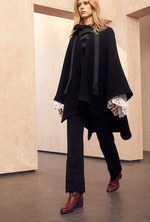 クロエ 2017年春コレクション - ふわりと泳ぐように揺れる春色ドレスに魅せられて｜写真1