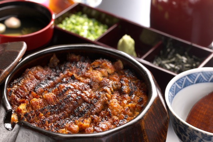 「あつた蓬莱軒」