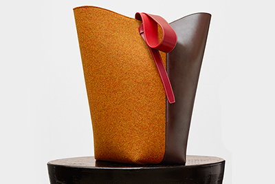 セリーヌのバッグ「カバツイステッド」のイベントがドーバー銀座で - 限定色の販売も