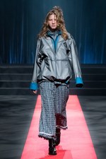 「第34回 毎日ファッション大賞」ファセッタズム落合が大賞、新人賞はプラスチックトーキョー今崎｜写真38