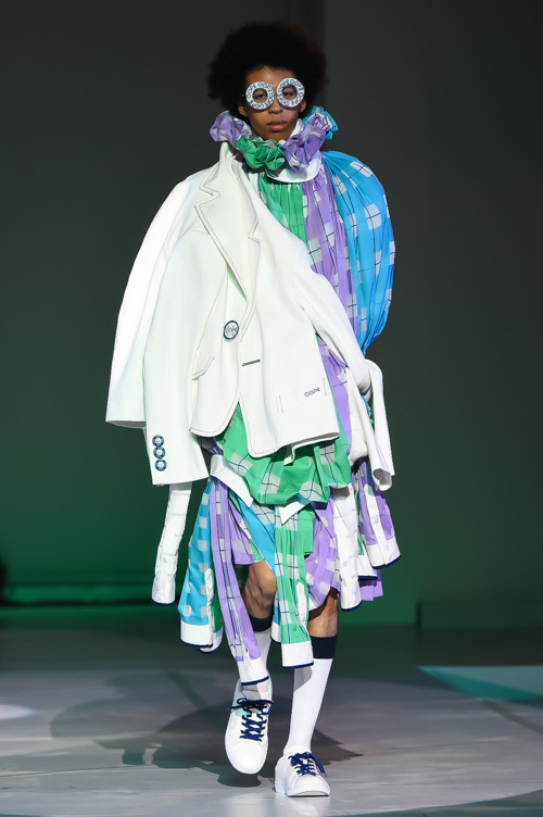 文化服装学院の16年ファッションショー、文化祭「游於藝」で開催｜写真36