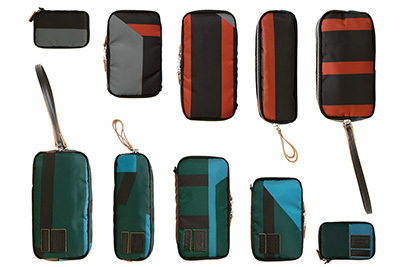 マルニ×ポーター「サーフコレクション」晴天の青い海と穏やかな曇り空の浜辺をイメージ