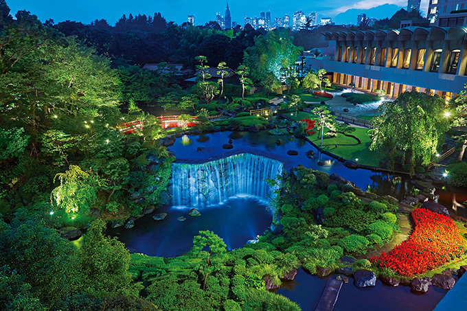 ホテルニューオータニ(東京)の日本庭園にイルミネーション - 無料で参加出来る点灯式も開催 | 写真