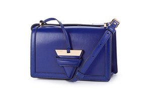 ロエベ　バルセロナバッグ w300_loewe_barcelona_1.jpg