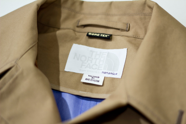 THE NORTH FACE×nanamicaコラボの限定GORE-TEX®ステンカラーコート｜写真4