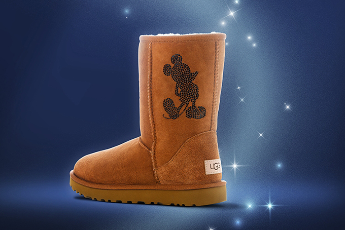 UGGのブーツ「クラシック ショート II&ミニII」スワロフスキー UGGのブーツ「クラシック ショート II&ミニII」スワロフスキー