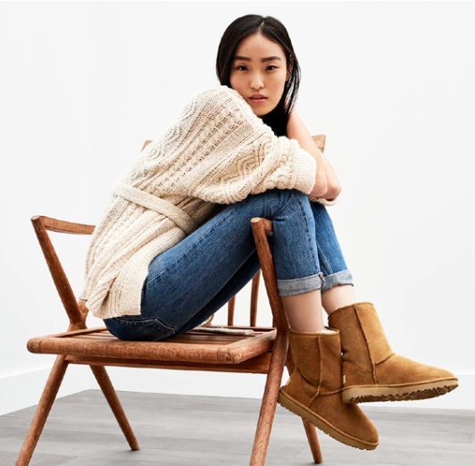 UGG ブーツ　クラシックショート　サイズ8