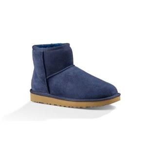 UGGのブーツ「クラシック ショート II＆ミニII」スワロフスキーの 