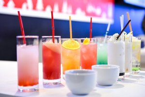 『カードキャプターさくら』のカフェが原宿に - クロウカード着想のドリンクやクリスマスプレート｜写真12