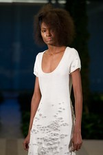 強く美しく生きる女性の、激しくも切ない恋心を描いた - ジャズカッツェ(jazzkatze) 2012年春夏コレクション｜写真11