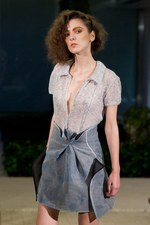 強く美しく生きる女性の、激しくも切ない恋心を描いた - ジャズカッツェ(jazzkatze) 2012年春夏コレクション｜写真24