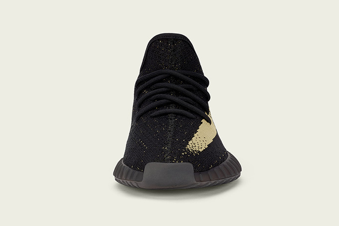 アディダス(adidas) YEEZY BOOST 350 V2｜写真5