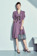 ボッテガ・ヴェネタ 17年ウィメンズプレフォール - アースカラーで、秋らしくエレガントな装い｜写真3