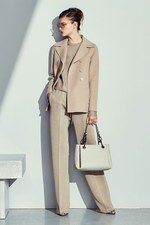 ボッテガ・ヴェネタ 17年ウィメンズプレフォール - アースカラーで、秋らしくエレガントな装い｜写真11