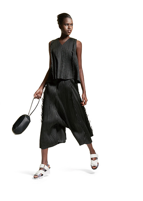 プリーツ プリーズ イッセイ ミヤケ(PLEATS PLEASE ISSEY MIYAKE