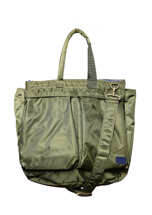 sacai×ポーターのコラボメンズバッグ - サカイらしい配色、ディテールを高い機能性で｜写真3