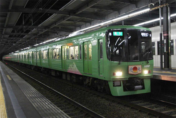 大晦日から元旦の鉄道情報 - JRやメトロ、小田急、京王などの年末年始ダイヤ【東京近郊編】｜写真1