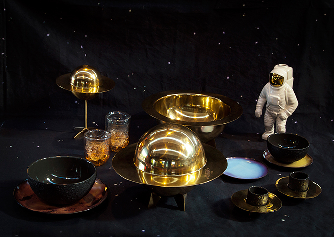 ディーゼル‟宇宙”をテーマにしたテーブルウェアに新作、土星型ボウルやロケット型キャンドルホルダー | 写真