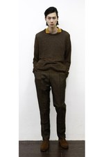 80年代の雰囲気をミックスしたエレガントスタイル-TOGA VIRILIS（トーガ ビリリース）2012年春夏｜写真7