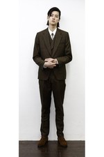 80年代の雰囲気をミックスしたエレガントスタイル-TOGA VIRILIS（トーガ ビリリース）2012年春夏｜写真8