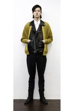 80年代の雰囲気をミックスしたエレガントスタイル-TOGA VIRILIS（トーガ ビリリース）2012年春夏｜写真14