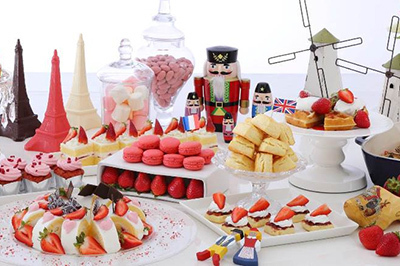 「ストロベリーデザートブッフェ」