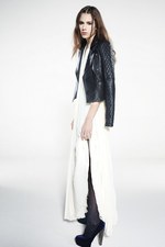 クリスマスシーズンにぴったりのアイテムがTOPSHOPに11月中旬より登場！｜写真7