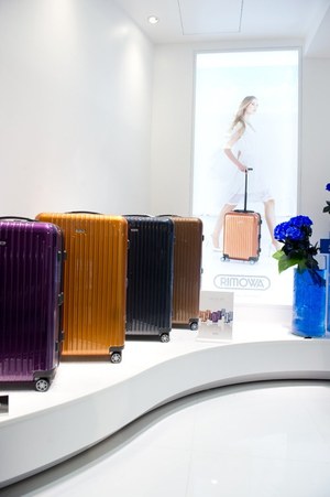 RIMOWA リモワ 銀座 ショップ オープン記念 ノベルティ ポーチ