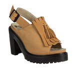 ドクターマーチンの新作シューズ - チャンキーヒールのブーツ＆サンダル、青山など3店舗で先行販売｜写真2