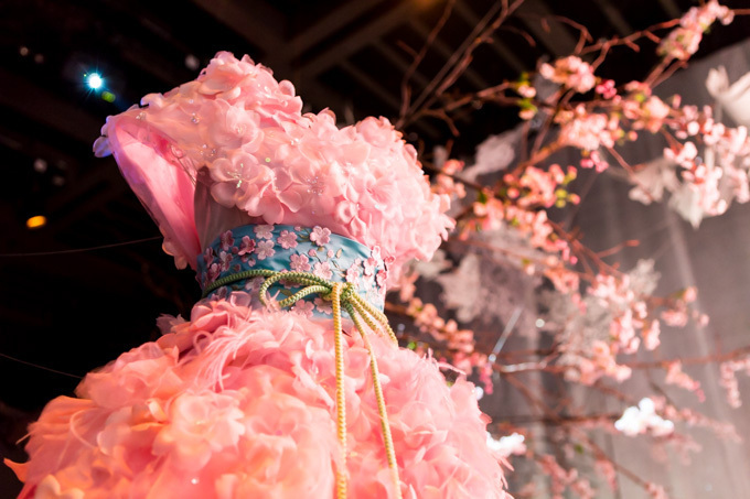 「フラワーズバイネイキッド 2017 —立春—」日本橋で、日本一早い花見をデジタルアートで体感｜写真37