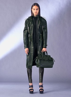 ヴェルサーチェ(VERSACE) 2017年プレフォールウィメンズコレクション  - 写真6