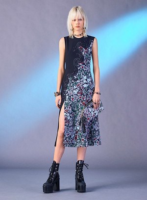 ヴェルサーチェ(VERSACE) 2017年プレフォールウィメンズコレクション  - 写真25