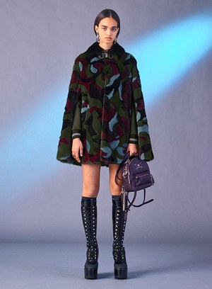 ヴェルサーチェ(VERSACE) 2017年プレフォールウィメンズコレクション  - 写真31