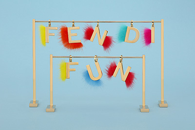 【極美品】フェンディ エイビークリック Y ペンダントップ イニシャル チャーム FENDI（チャーム）のフリマアイテム一覧