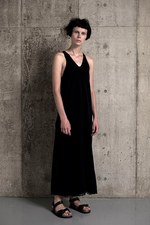 リスマット バイ ワイズ17年春夏アイテム - "スリット"を取り入れた軽やかなニットウェア｜写真3