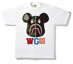 ア ベイシング エイプ×ベアブリック、カモ柄フィギュアやクッション、Tシャツ発売|写真6